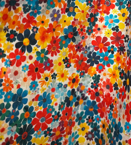 Multicoloured flowers scrunchie